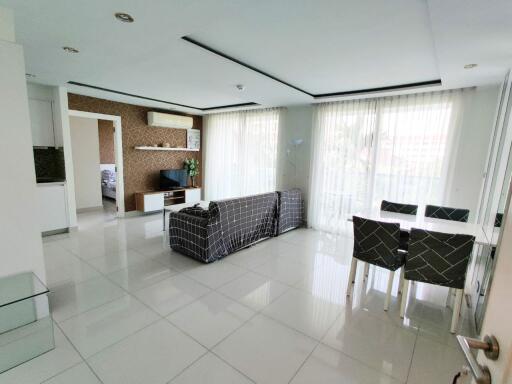 Bright Amazon 1 Condo for Sale in Jomtien