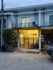 Townhome for rent, Pruksa Town Next Village, On Nut - Rama 9