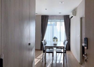 2 bed Condo in Ideo Q Ratchathewi Thanonphayathai Sub District C015141