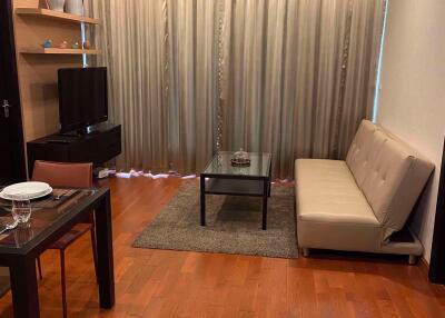 2 bed Condo in The Address Chidlom Lumphini Sub District C015125