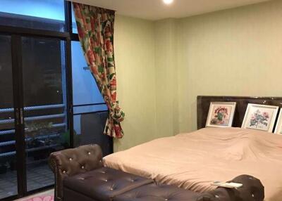 1 bed Condo in Fair Tower Phra Khanong Sub District C015115