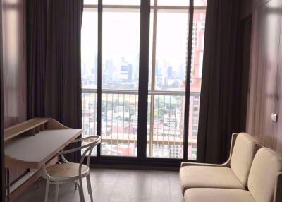 2 bed Condo in Park Origin Phromphong Khlongtan Sub District C015096