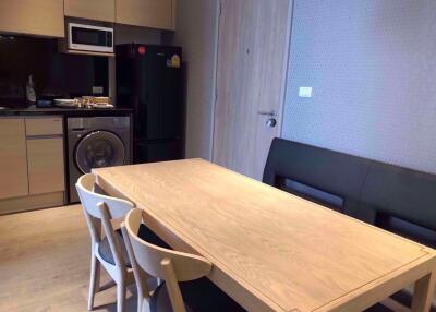 2 bed Condo in Park Origin Phromphong Khlongtan Sub District C015096