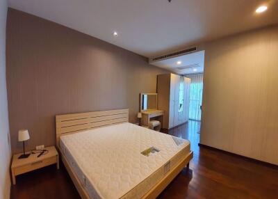 2 bed Condo in Noble Ora Khlong Tan Nuea Sub District C015090