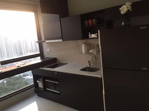 1 bed Condo in Rhythm Sukhumvit 44 Phra Khanong Sub District C015085