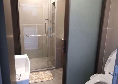 2 bed Condo in Ideo Mobi Asoke Bangkapi Sub District C015084