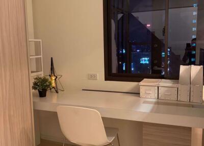 1 bed Duplex in Chewathai Residence Asoke Makkasan Sub District D015081