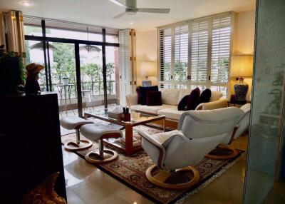 3 bed Condo in Baan Ananda Khlong Tan Nuea Sub District C015034