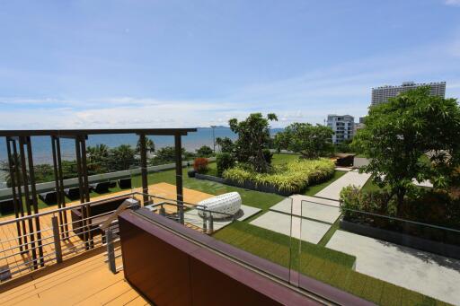 Jomtien Cetus Beachfront Condo for Sale