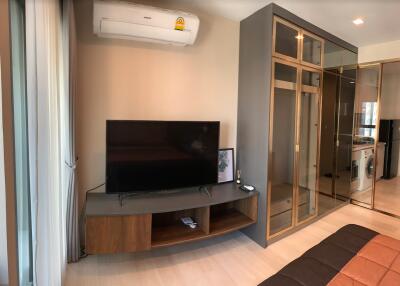 Studio bed Condo in Life One Wireless Lumphini Sub District C014974