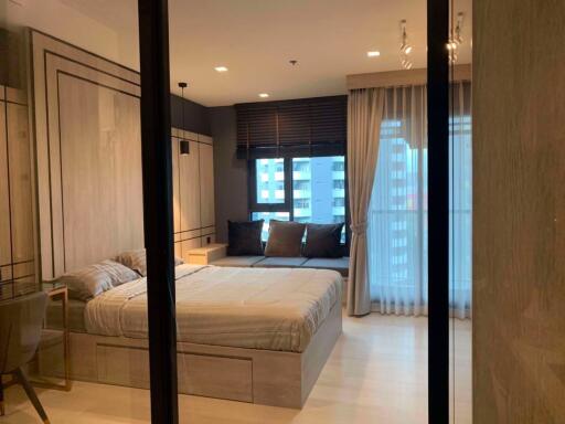 Studio bed Condo in Life One Wireless Lumphini Sub District C014927