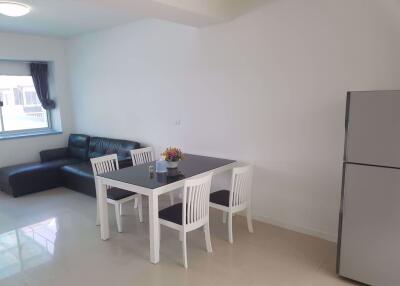 3 bed House Bangkapi District H014912