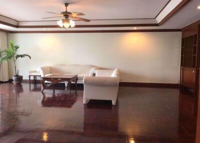 3 bed Condo in GM Mansion Khlongtan Sub District C014895