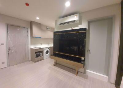 1 bed Condo in Life Sukhumvit 62 Bangchak Sub District C014886