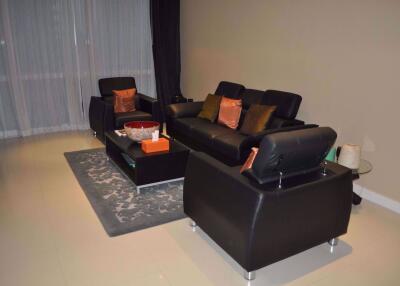 2 bed Condo in Athenee Residence Lumphini Sub District C014883