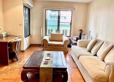 1 bed Condo in La Residenza Khlong Toei Nuea Sub District C014873