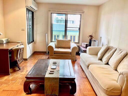 1 bed Condo in La Residenza Khlong Toei Nuea Sub District C014873