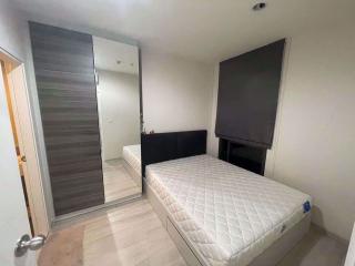 1 bed Condo in Centric Ratchada - Huai Khwang Samsennok Sub District C014866