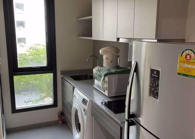 1 bed Condo in Centric Ratchada - Huai Khwang Samsennok Sub District C014866