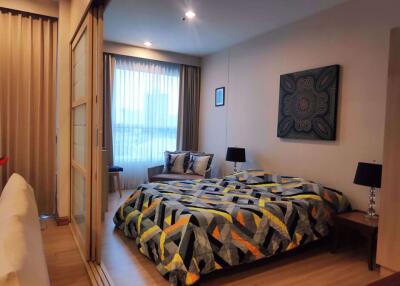 1 bed Condo in The Light House Khlong San District C014855