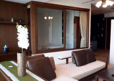 2 bed Condo in Baan Sathorn Chaopraya Khlong Ton Sai Sub District C014850