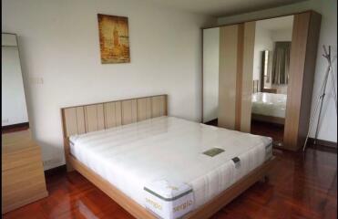 2 bed Condo in Baan Suanpetch Khlong Toei Nuea Sub District C014840