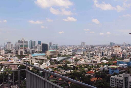 2 bed Condo in Urbana Sathorn Thungmahamek Sub District C014803