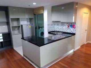 2 bed Condo in Belle Grand Rama 9 Huai Khwang Sub District C014794