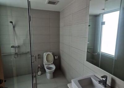 2 bed Condo in Siri at Sukhumvit Phra Khanong Sub District C014775