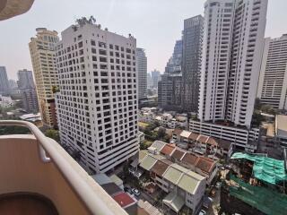 3 bed Condo in Tower Park Khlong Toei Nuea Sub District C014774