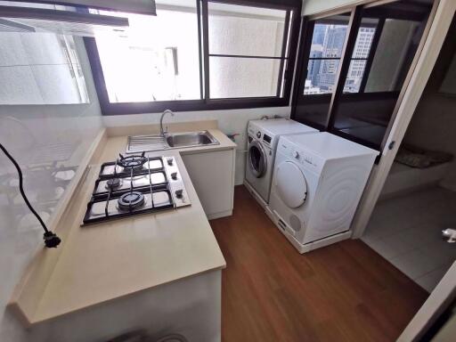 3 bed Condo in Tower Park Khlong Toei Nuea Sub District C014774