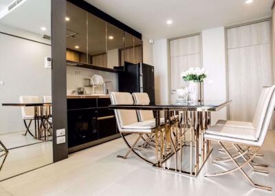 2 bed Condo in Noble Ploenchit Lumphini Sub District C014770