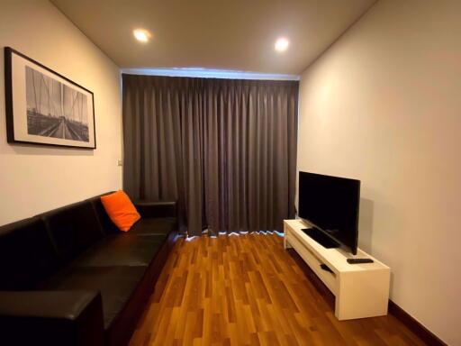 1 bed Condo in Le Luk Phrakhanongnuea Sub District C014762