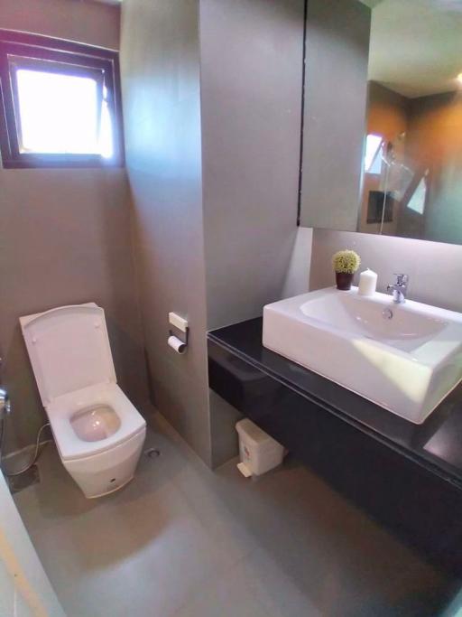 1 ห้องนอน, 2 ห้องน้ำ คอนโด ราคา ฿ 4,800,000