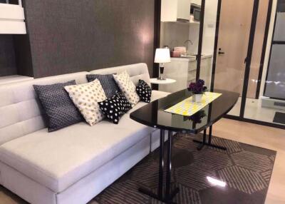 1 bed Duplex in Chewathai Residence Asoke Makkasan Sub District D014729