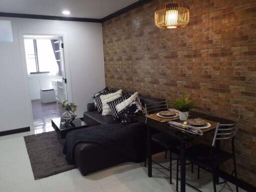 1 bed Condo in Supalai Place Condominium Khlong Tan Nuea Sub District C014700