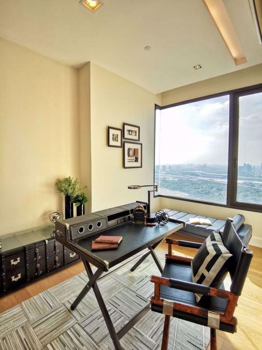 4 bed Penthouse in Equinox Chomphon Sub District P014689
