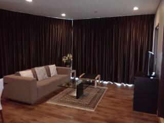 1 bed Condo in Le Luk Phrakhanongnuea Sub District C014681