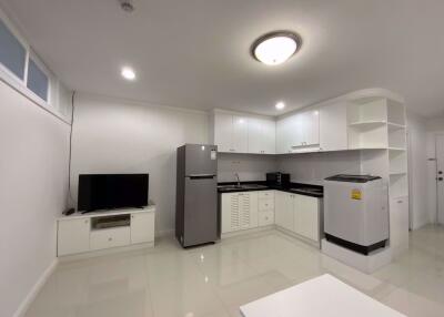 1 bed Condo in Supalai Place Condominium Khlong Tan Nuea Sub District C014651