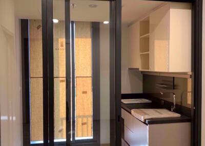 1 bed Condo in OKA HAUS Sukhumvit 36 Khlongtan Sub District C014647