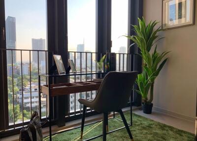 1 bed Condo in BEATNIQ Sukhumvit 32 Khlongtan Sub District C014629