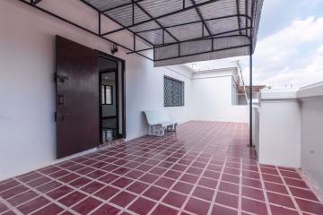 6 bed House Khlong Tan Nuea Sub District H014608