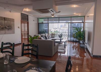 3 bed Condo in Swasdi Mansion Khlong Toei Nuea Sub District C014590