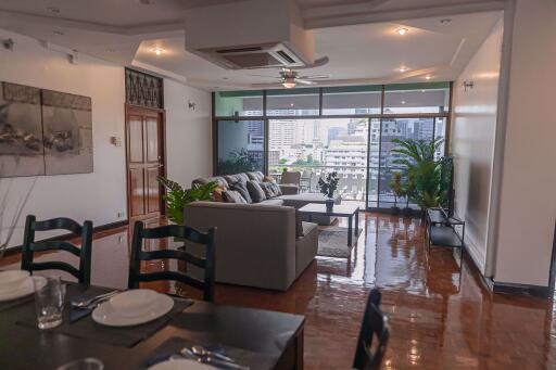 3 bed Condo in Swasdi Mansion Khlong Toei Nuea Sub District C014590