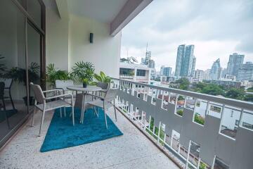 3 bed Condo in Swasdi Mansion Khlong Toei Nuea Sub District C014590