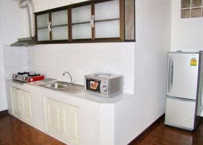 2 bed Condo in Swasdi Mansion Khlong Toei Nuea Sub District C014588