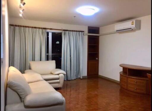 1 bed Condo in Silom Suite Silom Sub District C014577