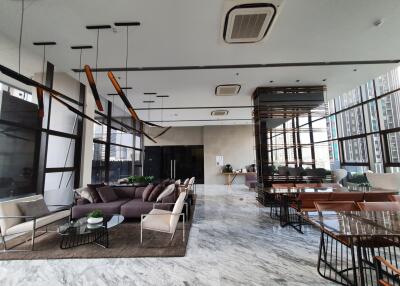 1 bed Duplex in Chewathai Residence Asoke Makkasan Sub District D014564