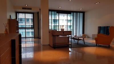 3 bed Condo in Ficus Lane Phra Khanong Sub District C014520