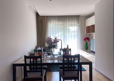 2 bed Condo in Residence 52 Phrakhanong District C014518